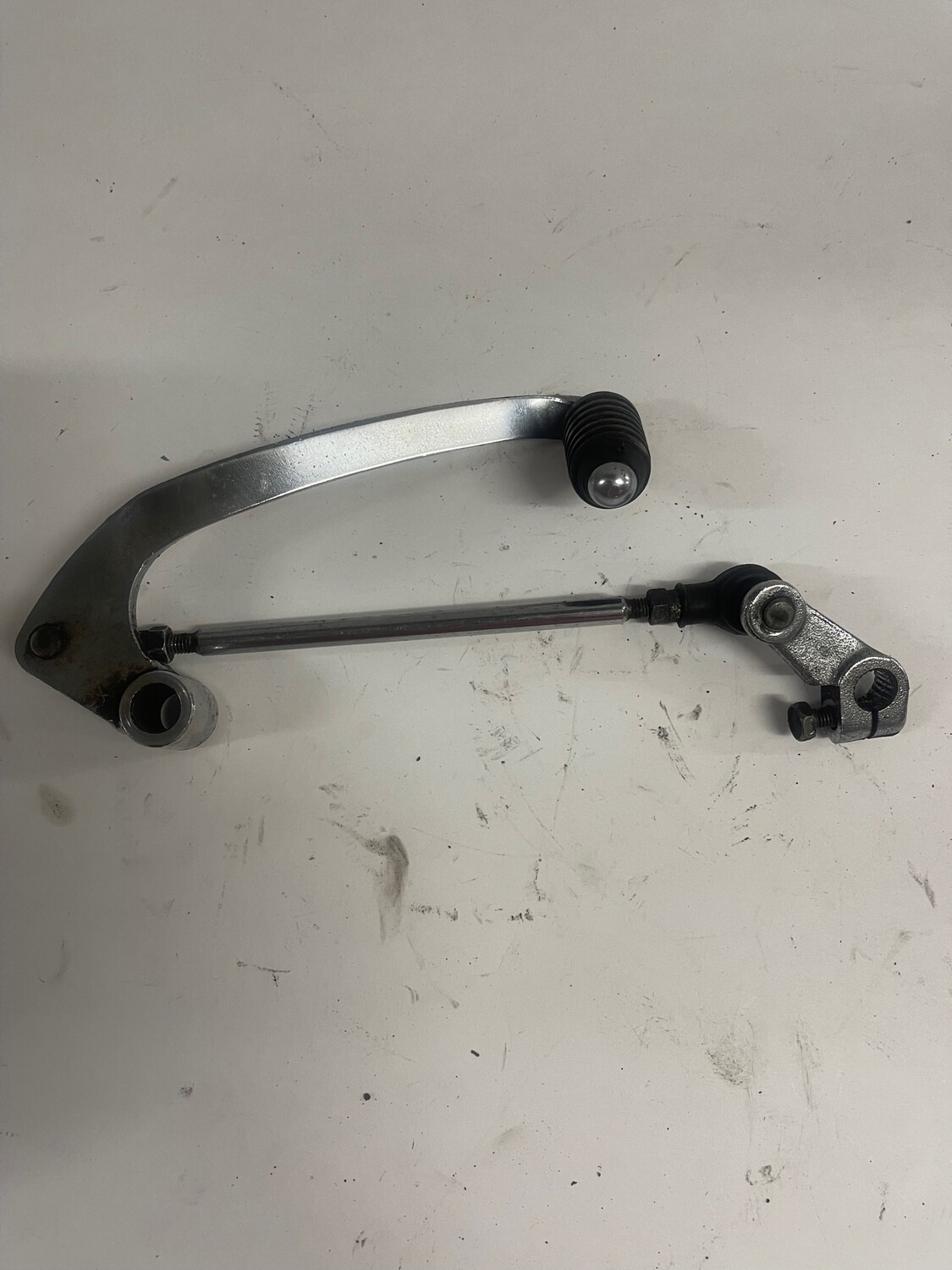 Shifter Peg and Linkage-1995 Suzuki LS650 Savage