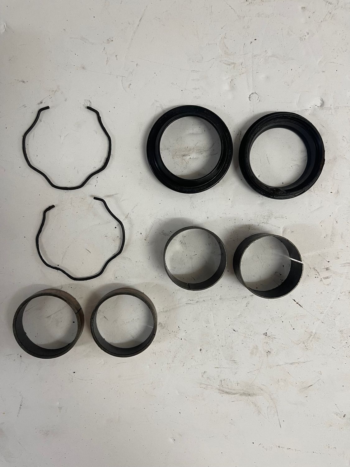 Fork Slider Bushings, Retainer Rings-1995 Suzuki LS650 Savage