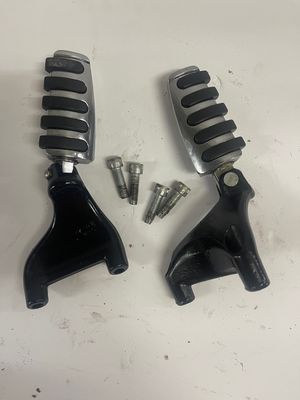 Passenger Pegs w/ Mounts-2009 Harley-Davidson XL1200 Passenger Pegs w/ Mounts-2009 Harley-Davidson XL1200