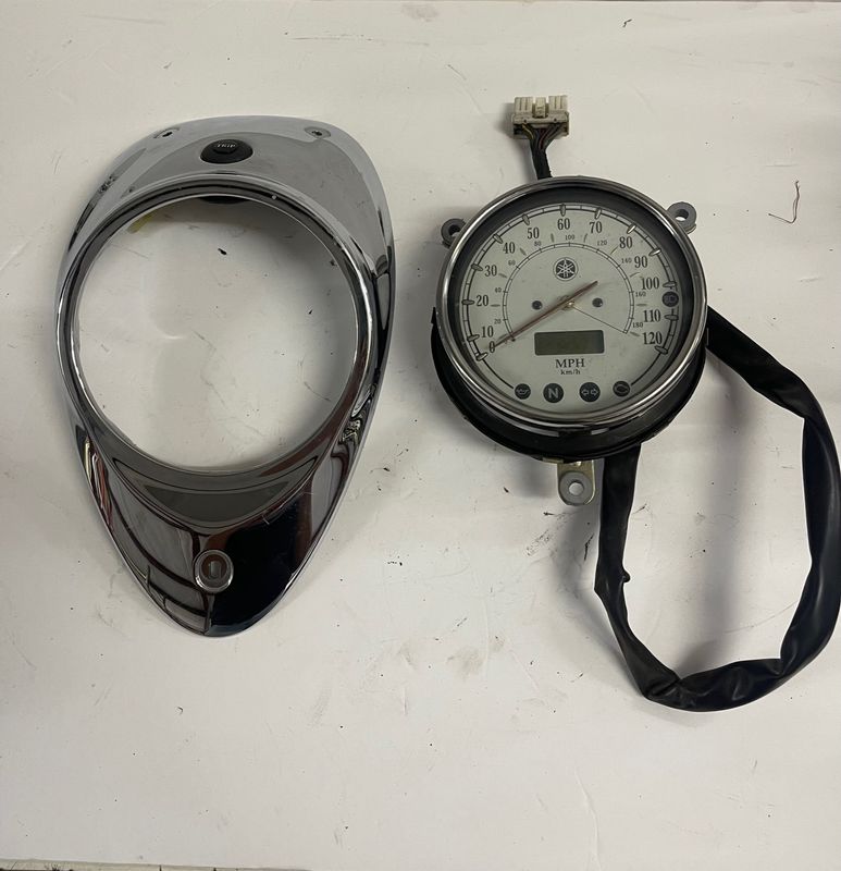 Speedometer with Trim-2006 Yamaha XVS1100A V-Star  34K Miles