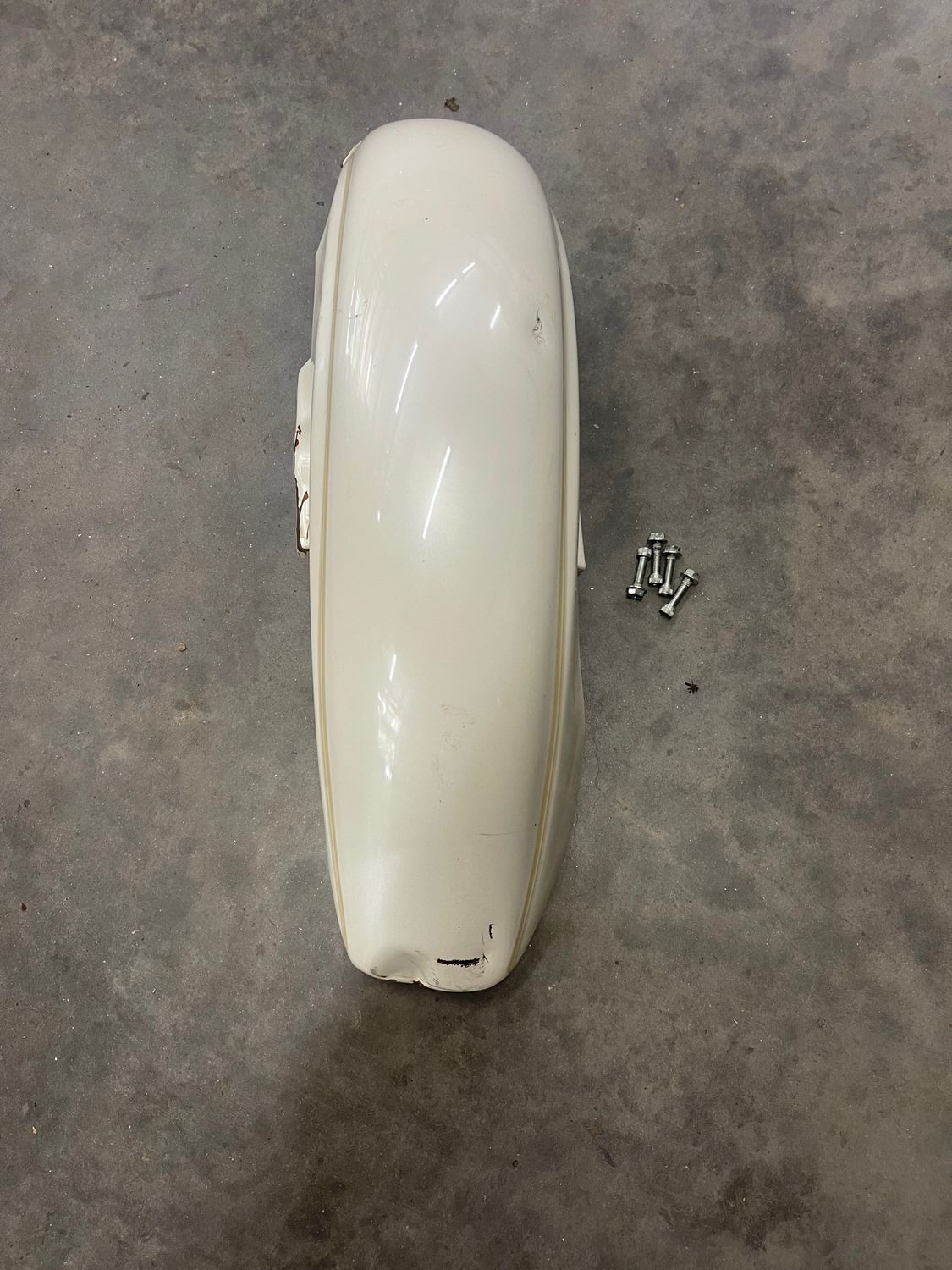 Front Fender (Damaged)-2000 Yamaha Road Star XV1600