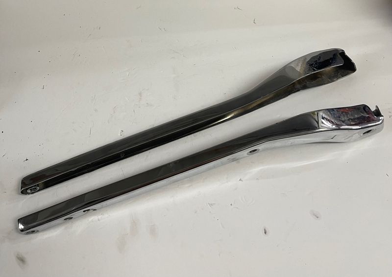 Fender Struts Supports-Pulled from a 2005 Harley-Davidson FXDWG Dyna Wide Glide