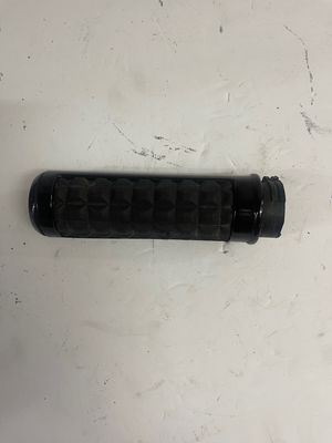 Throttle Grip -Pulled from a 2005 Harley-Davidson FXDWG Dyna Wide Glide