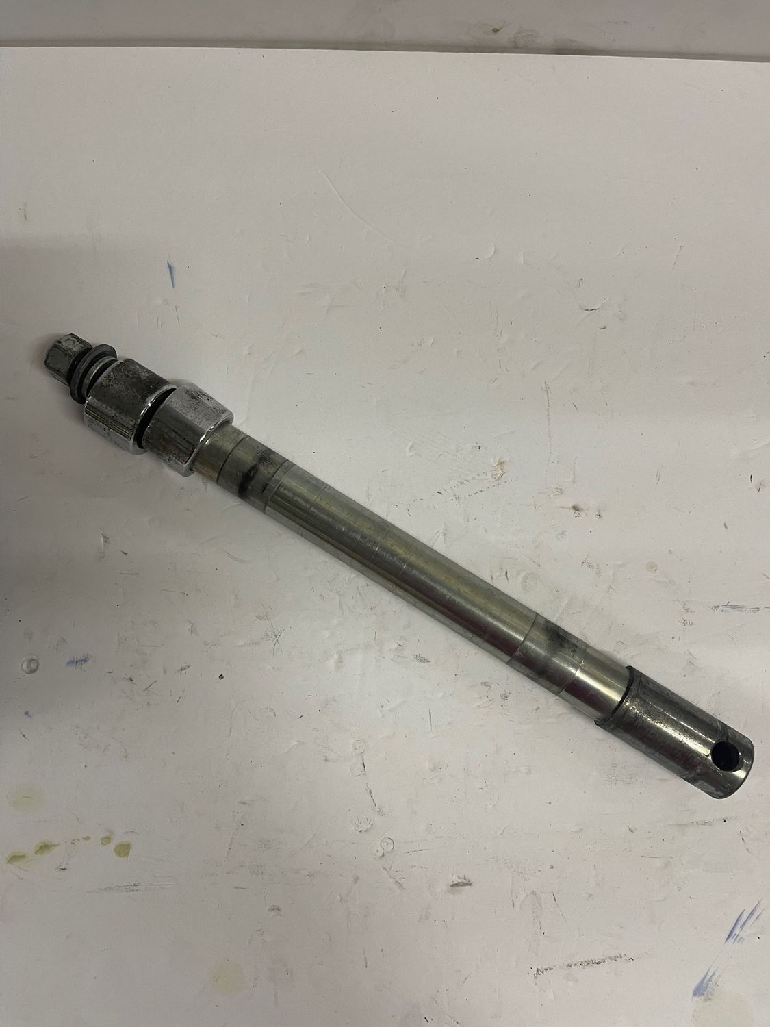 Front Axle Bolt #43364-00-Pulled from a 2003 Harley-Davidson FLHRCI Road King Classic Anniversary