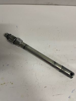 Front Axle Bolt #43364-00-Pulled from a 2003 Harley-Davidson FLHRCI Road King Classic Anniversary Front Axle Bolt #43364-00-Pulled from a 2003 Harley-Davidson FLHRCI Road King Classic Anniversary