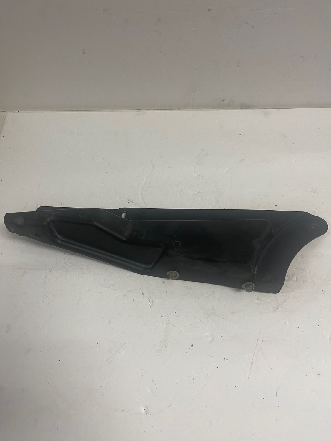 Debris Deflector-Pulled from a 2005 Harley-Davidson FXDWG Dyna Wide Glide
