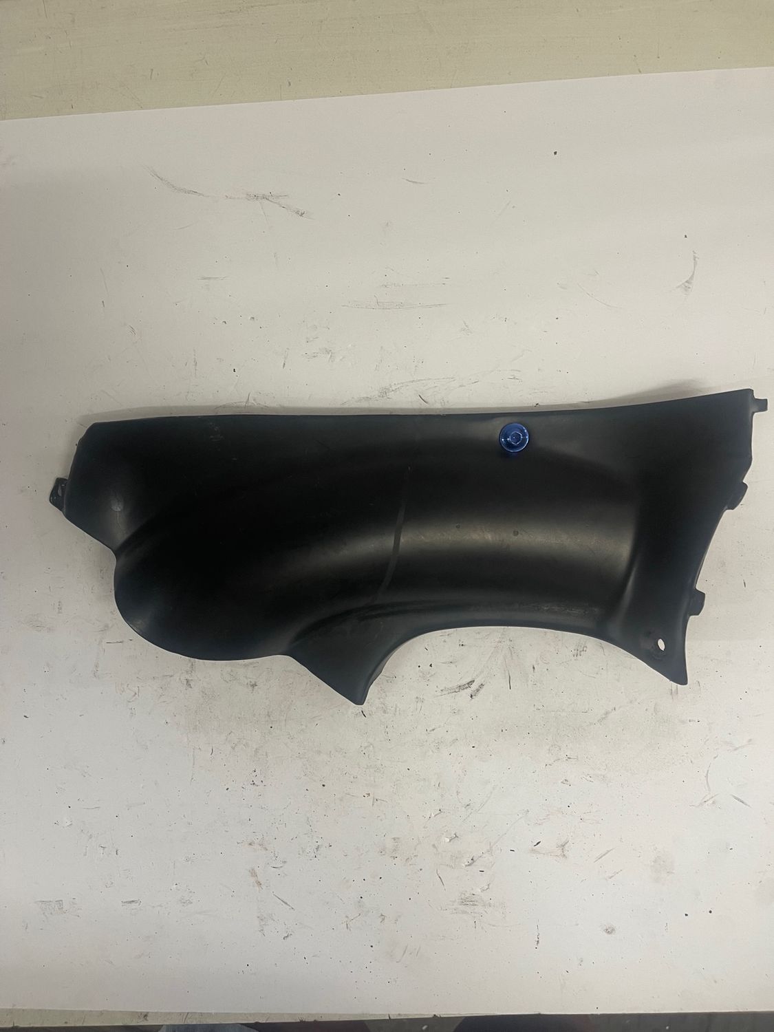 Left Air Duct Cover-2003 Yamaha Thundercat YZF600R