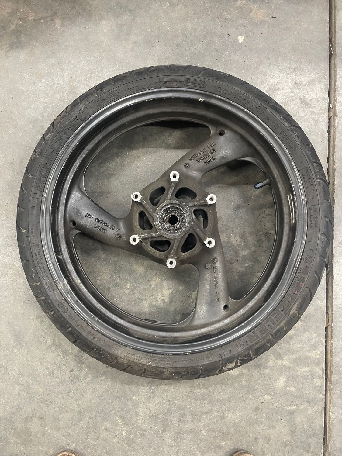Front Rim 120/60  17-2003 Yamaha Thundercat YZF600R