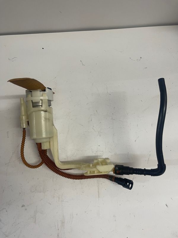 Fuel Pump 62908-018-2008 Harley-Davidson FLHP Road King Police Edition