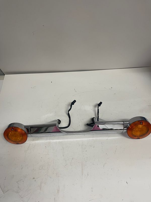 Rear Turn Signal Light Bar 68145-98/68510-74C-2008 Harley-Davidson FLHP Road King Police Edition