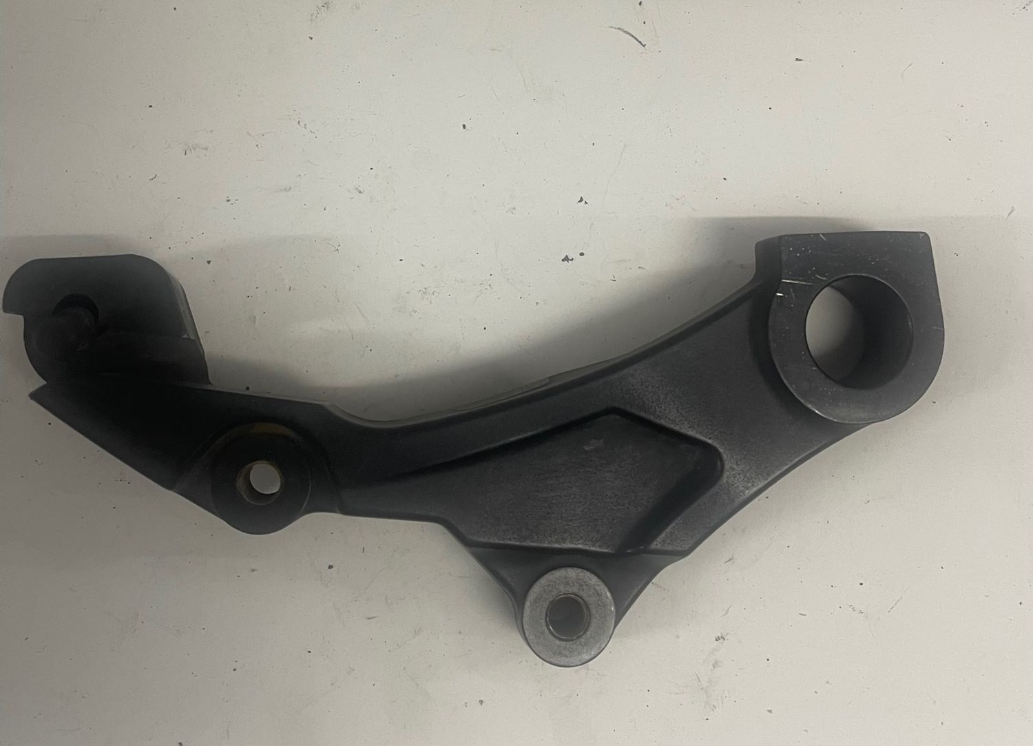 Rear Brake Caliper Bracket 44089-08-2008 Harley-Davidson FLHP Road King Police Edition
