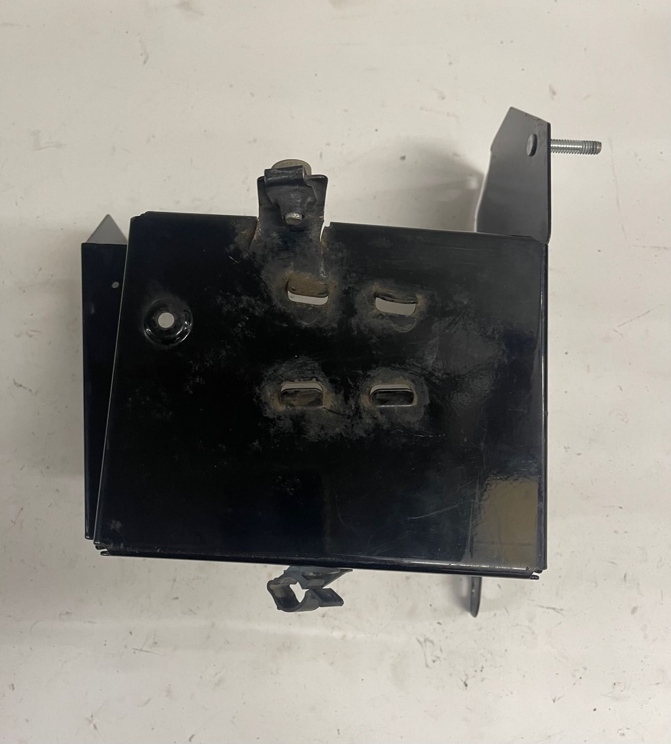 Battery Box/ Holder-2005 Harley-Davidson Road King Custom FLHRSI-Parting Out