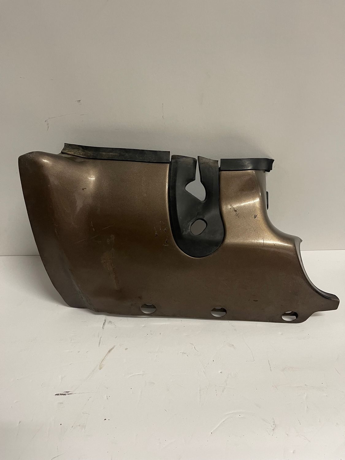 Left Exhaust Guard  18425-MN5-013ZA-1988 Honda Goldwing GL1500