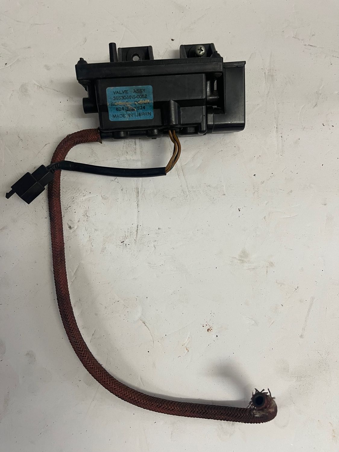 Valve Assembly Cruise 36530-MN5-005-1988 Honda Gold Wing GL1500