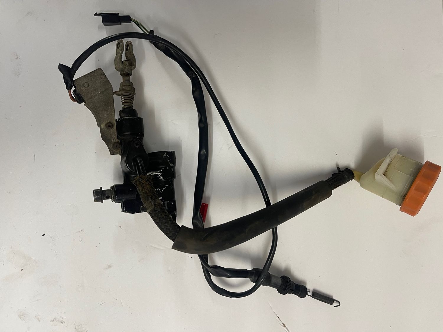 Rear Brake Master Cylinder 43500-MN5-006-1988 Honda Gold Wing GL1500