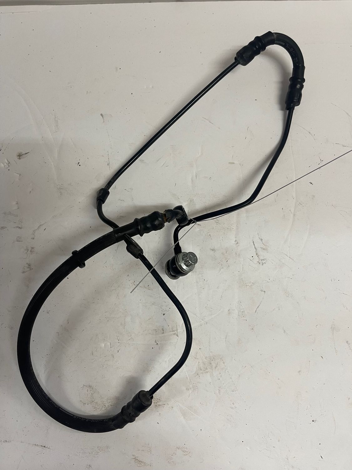 Front Brake Line 42305-00--2002 Harley-Davidson Heritage Softail FLSTCI