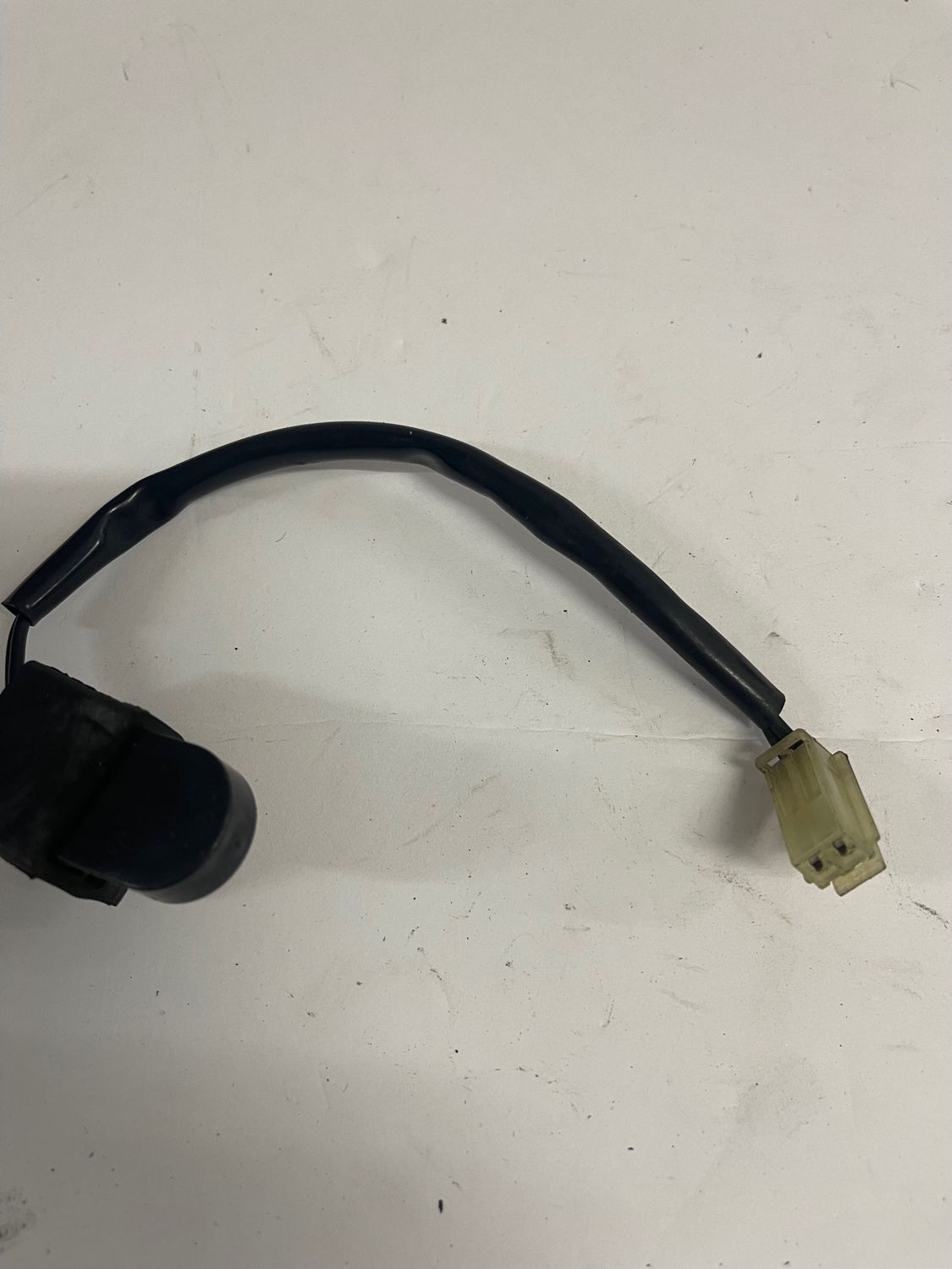 Temperature Thermo Switch Sensor 4TR-82560-00-00 -2004 Yamaha XVS650 Base