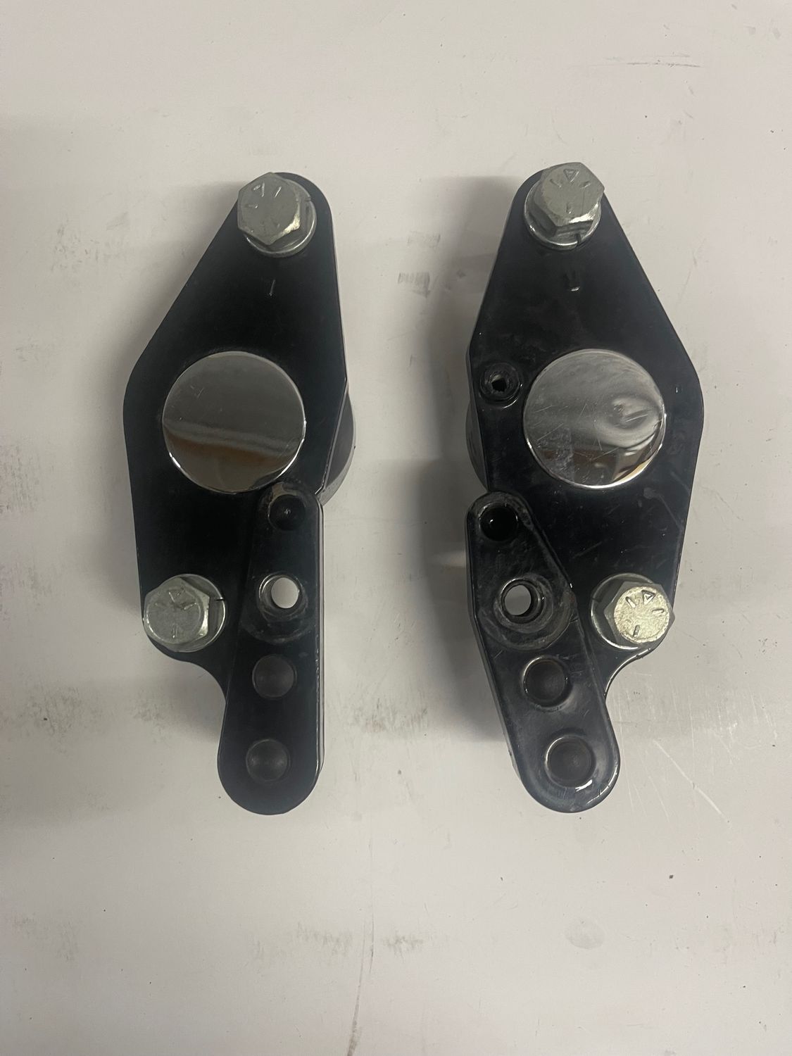 Swingarm Pivot Mount Brackets --2001 Harley-Davidson Road King Police-FLHPI