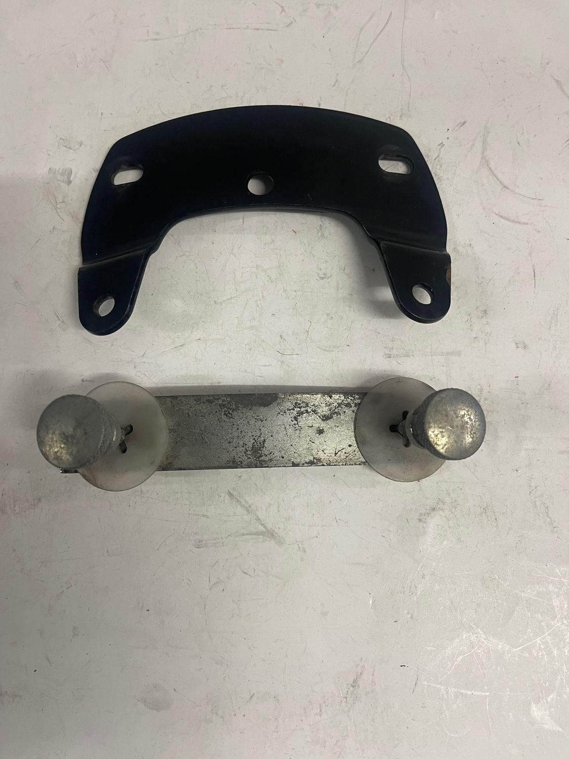 Driver Solo Seat Bracket--2016 Harley-Davidson Heritage Softail Classic FLSTC