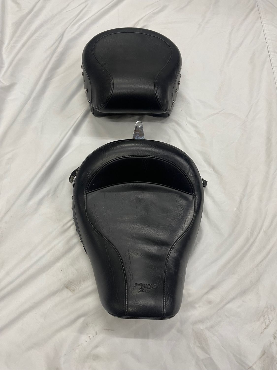 Driver & Passenger Mustang Seat -Pulled from a 2005 Harley-Davidson FXDWG Dyna Wide Glide