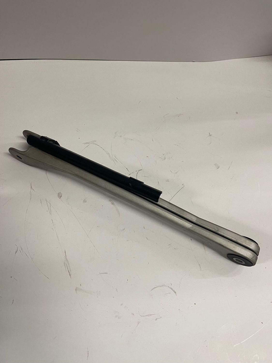 Rear Swingarm Torque Bar w/ ABS Line Cover --2011 BMW R1200 RT