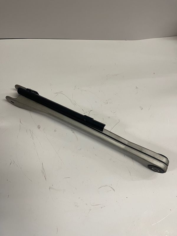 Rear Swingarm Torque Bar w/ ABS Line Cover --2011 BMW R1200 RT