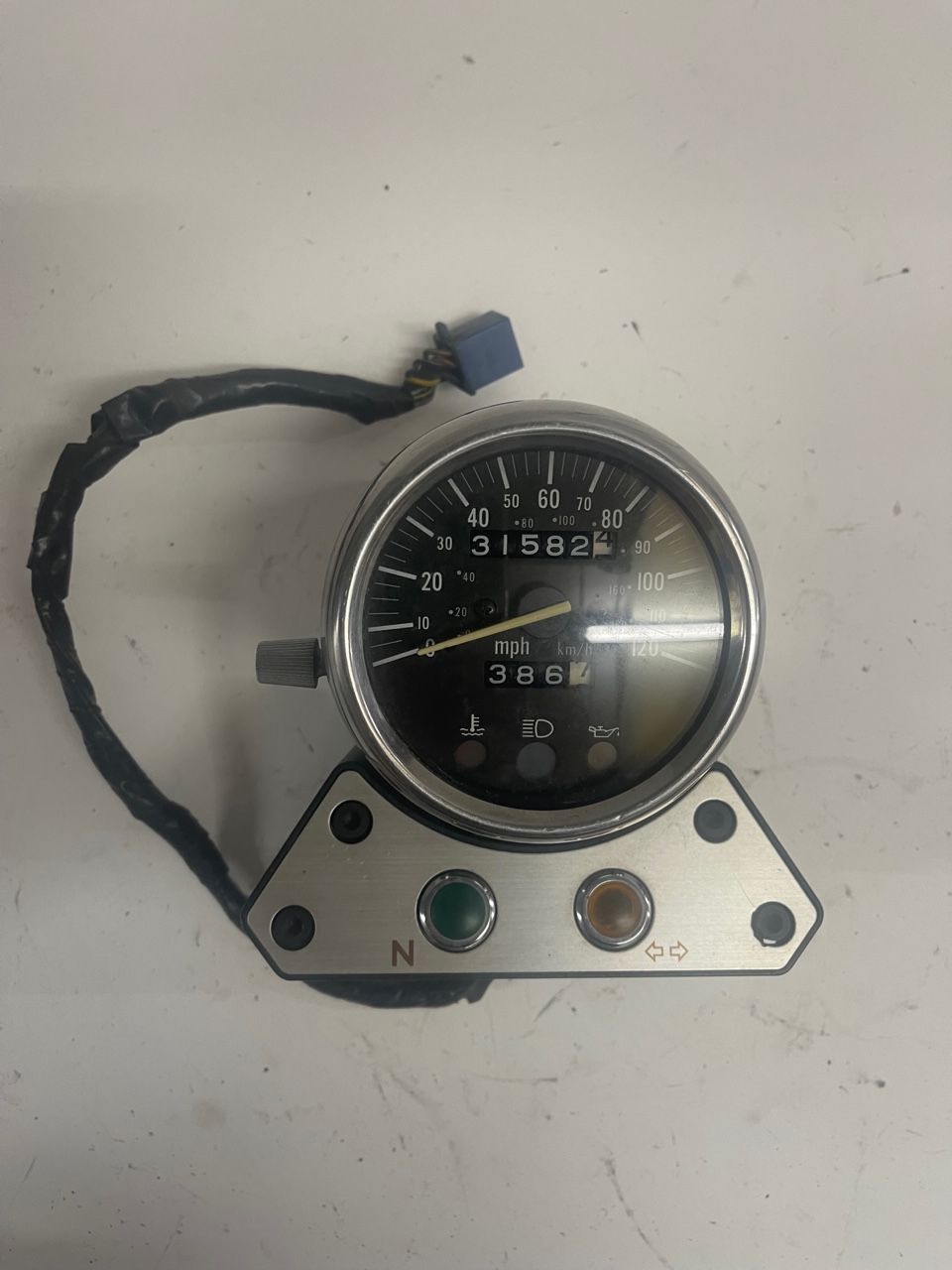 Speedometer-2000 Suzuki VZ800 Marauder