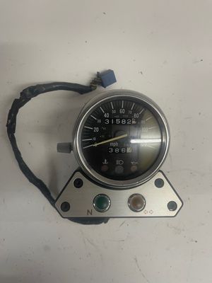 Speedometer-2000 Suzuki VZ800 Marauder