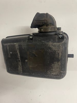 Rear Air Cleaner/Breather Box 13800-48E00--2000 Suzuki VZ800 Marauder