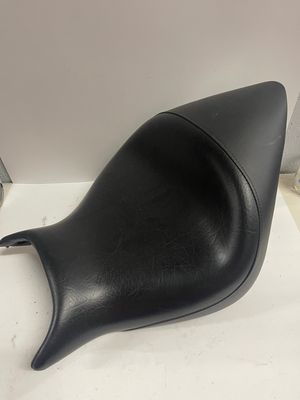 Driver Seat 77200-MCV-000--2002 Honda VTX1800