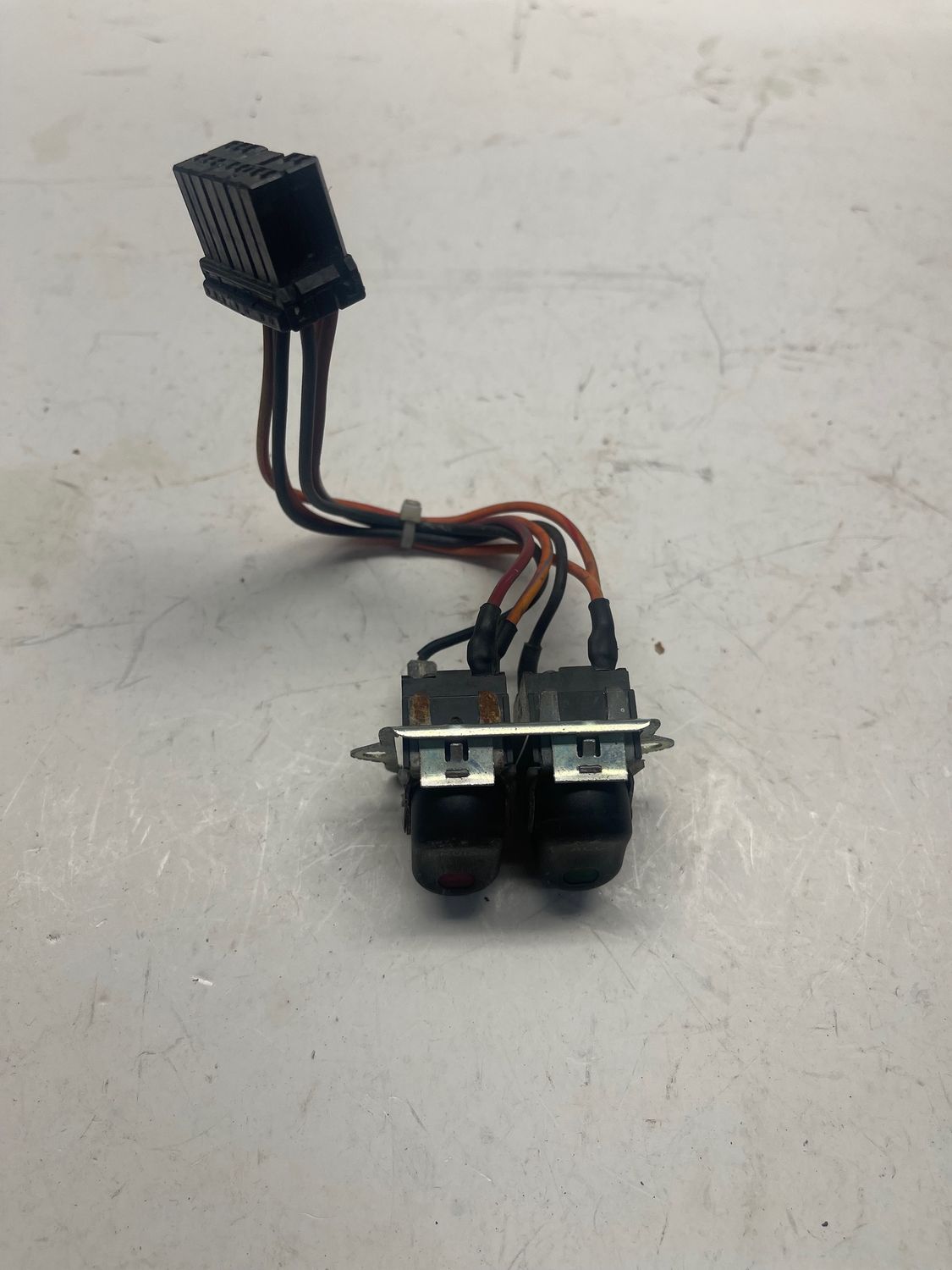 Cruise/Acceleration Switch for Inner Fairing--2008 Harley FLHX Street Glide