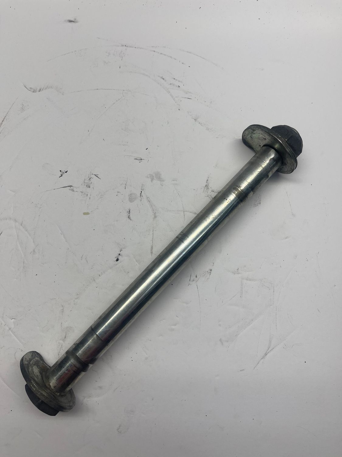 Rear Axle Bolt--2008 Harley FLHX Street Glide