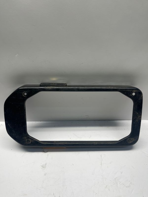 Radiator Cover Guard 17761-39A01-33J--2005 Suzuki Intruder VS800