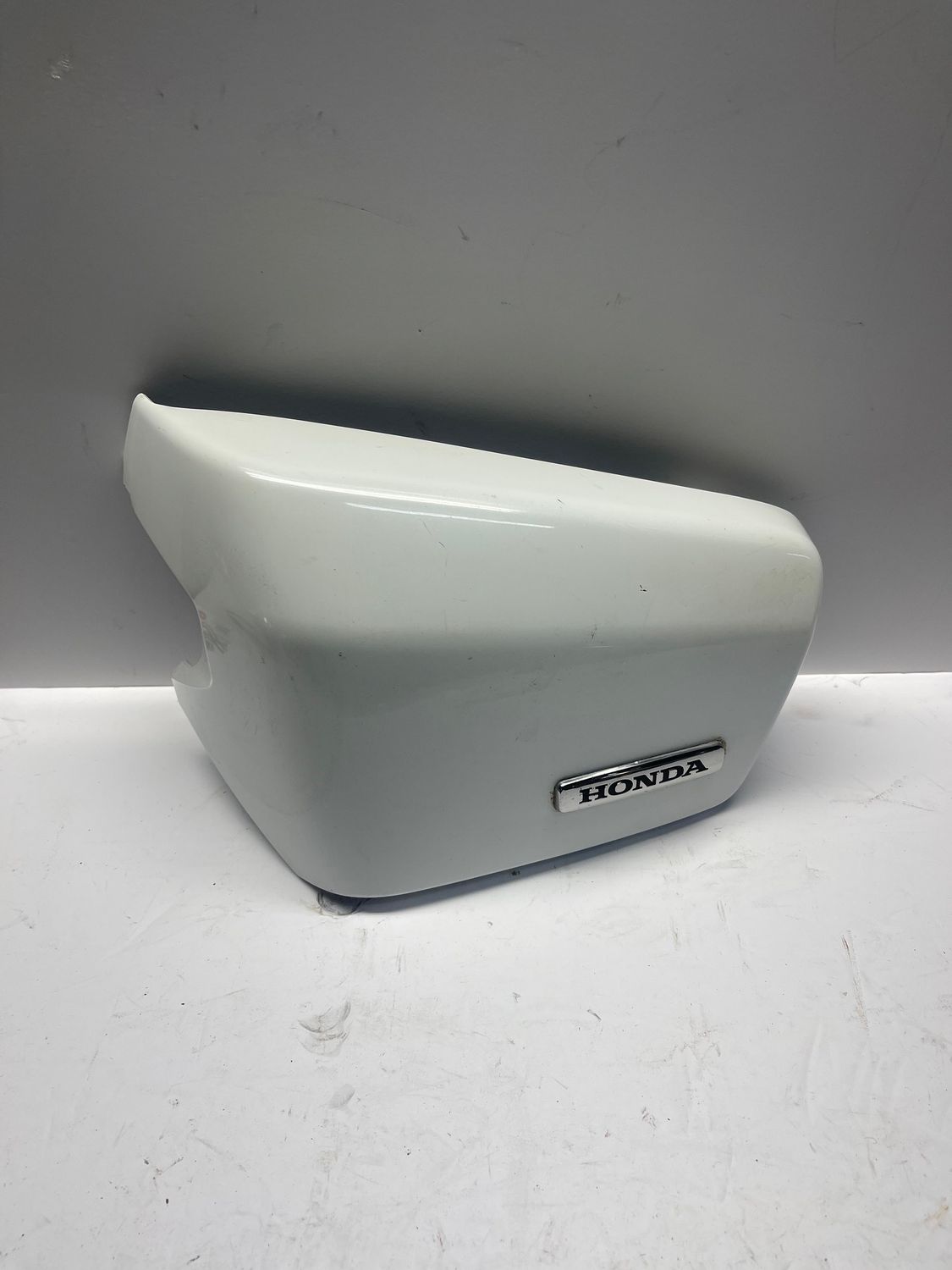 Left Side Cover 83610-MEG-0020--2006 Honda Shadow VT750