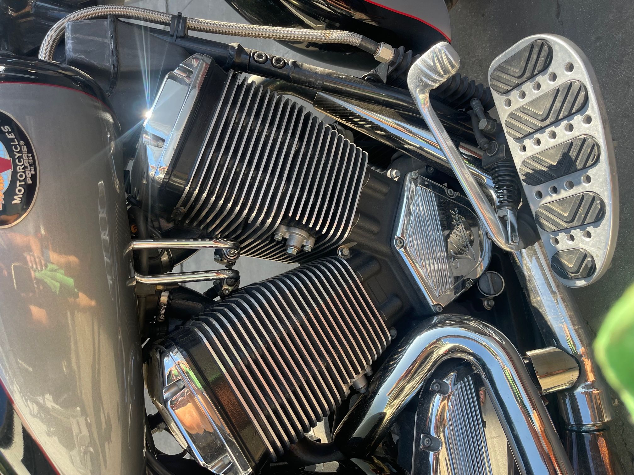 Complete Engine Motor --2000 Victory V92C