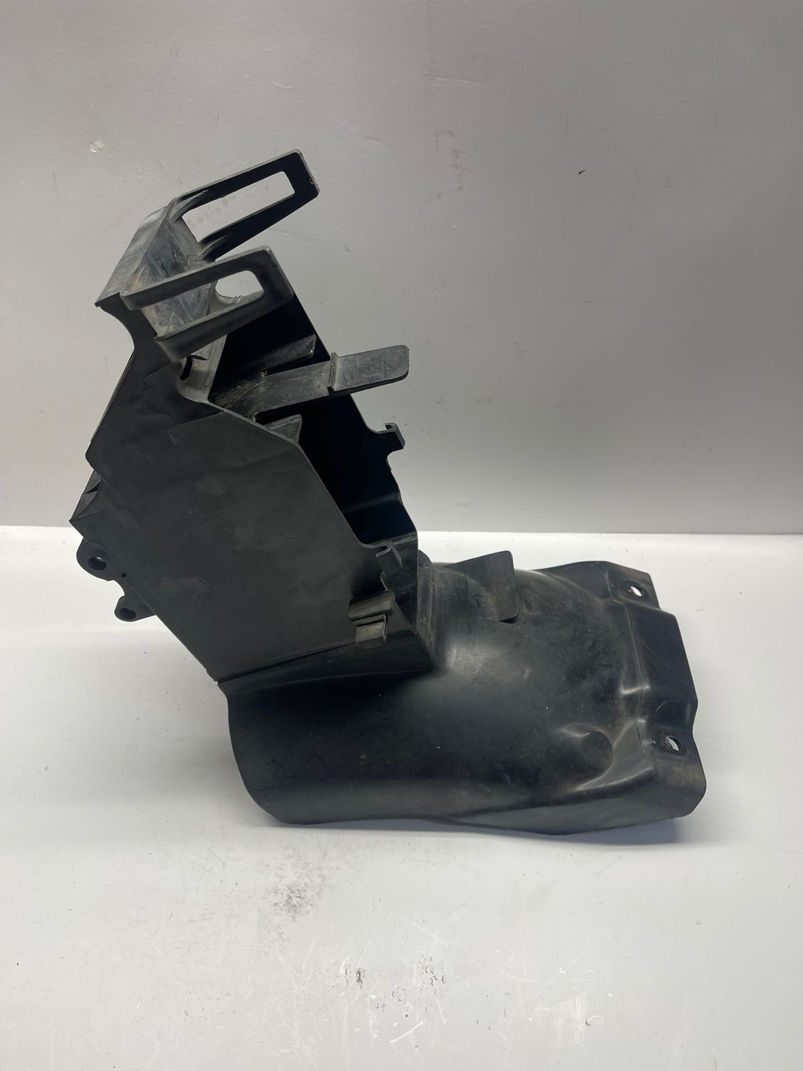 Rear Inner Fender Battery Box--1987 Honda Magna VF700C