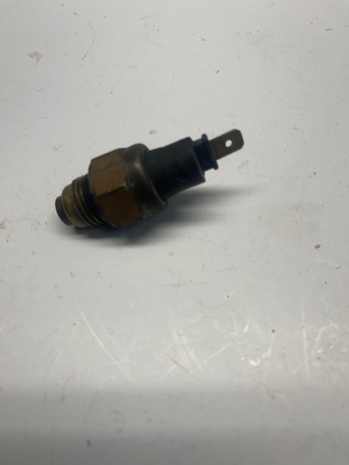 Radiator Thermo Switch 37760-MB2-401--1987 Honda Magna VF700C