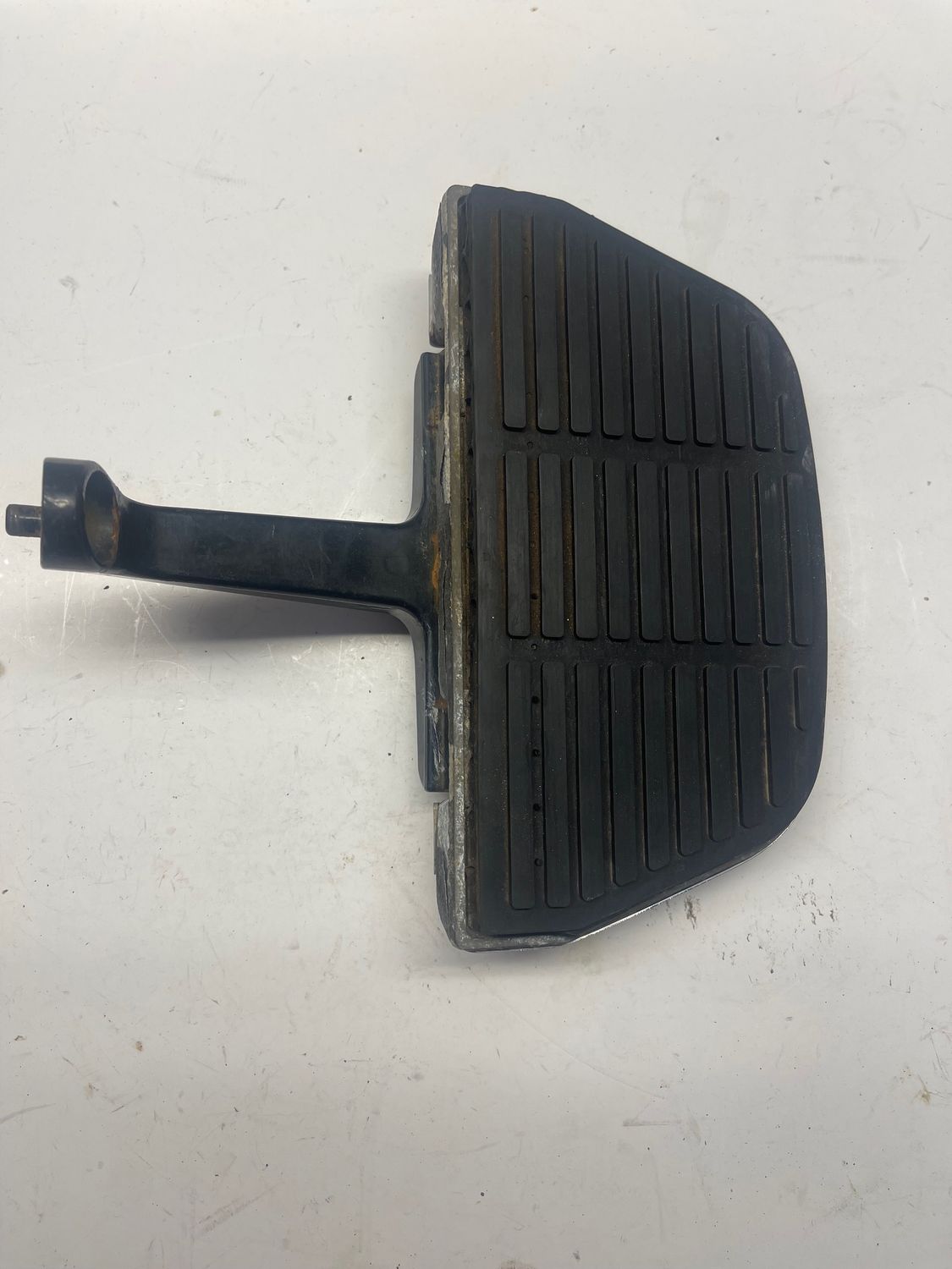 Left Passenger Floorboard with Mounting Bracket--2006 Harley-Davidson Road King
