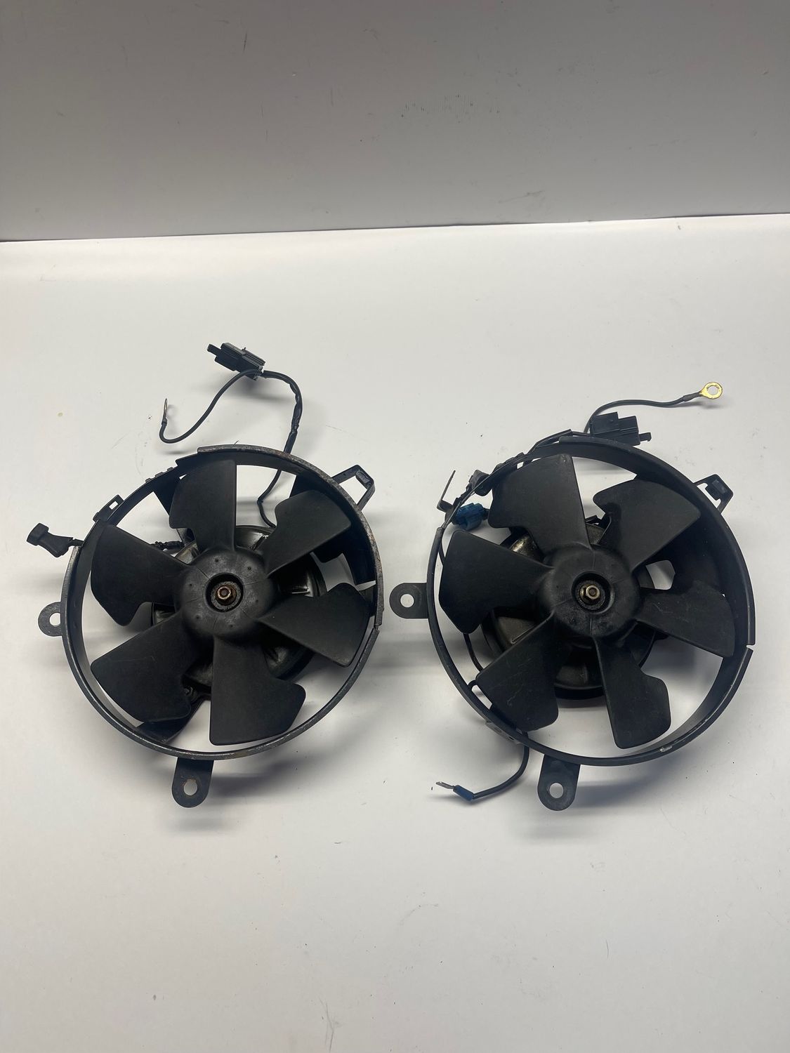Radiator Fans Left & Right 19030-MAL-601--1997 Honda CBR600F3