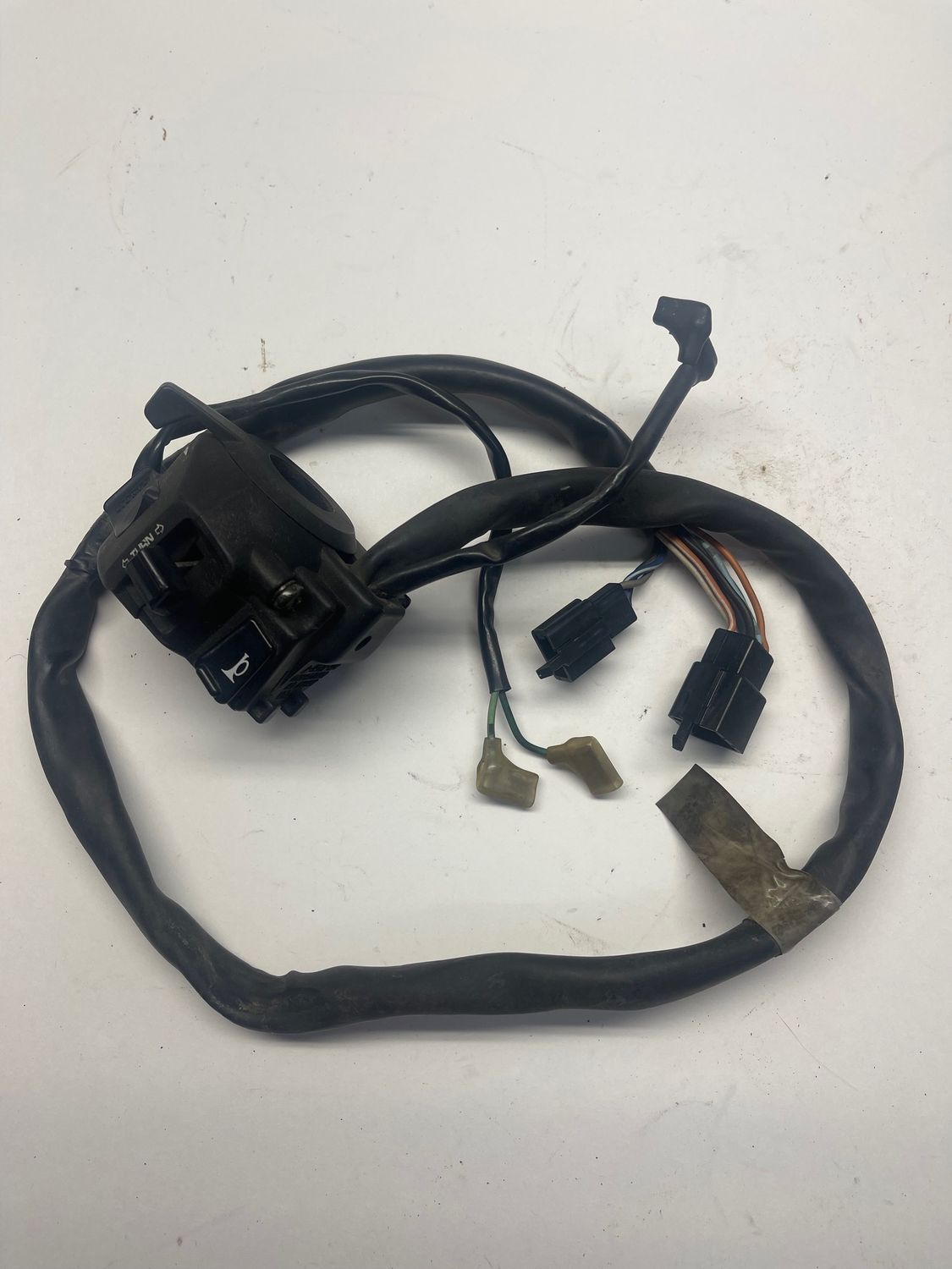 Left Handlebar Control 35020-MAL-A00--1997 Honda CBR600F3