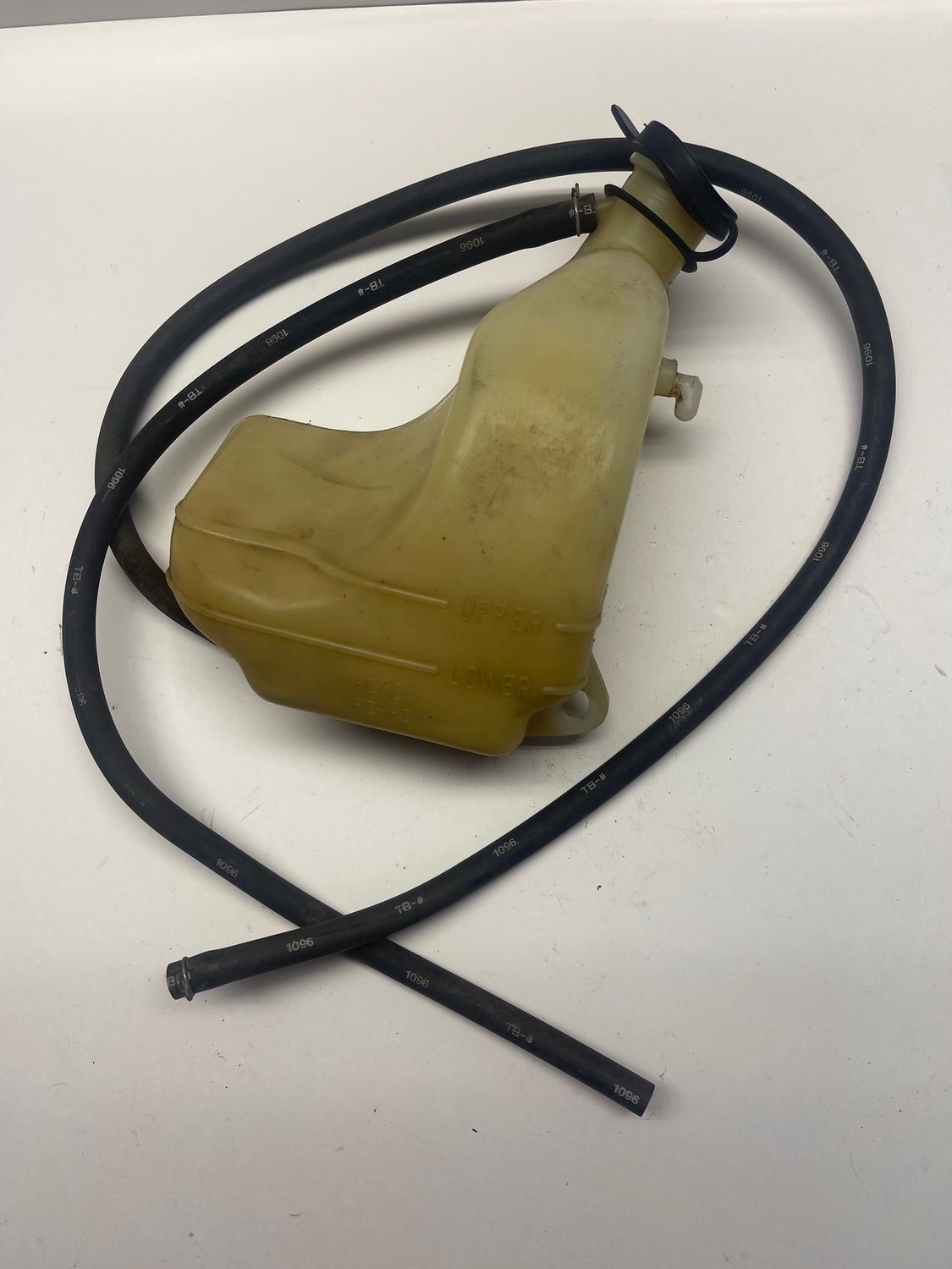Radiator Reservoir Tank 19101-MV9-010--1997 Honda CBR600F3