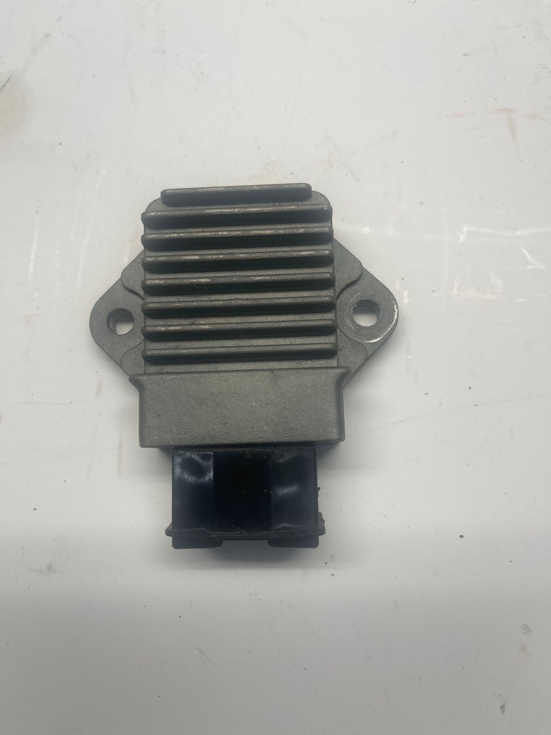 Voltage Regulator Rectifier 31600-MV4-000--1997 Honda CBR600F3