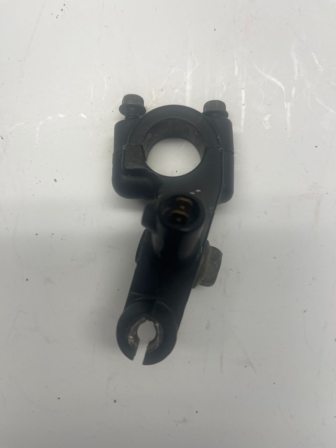 Handlebar Bracket Perch 53172-KT8-710--1997 Honda CBR600F3