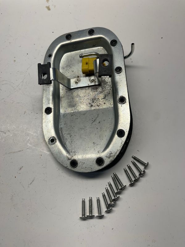 Fuel Pump Top Cover Plate--2010 Harley-Davidson Dyna Wide Glide FXDWG