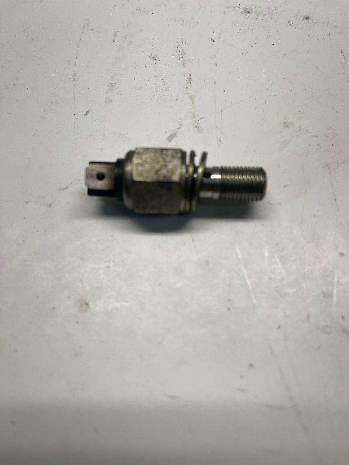 Rear Brake Switch Banjo Bolt  72026-08--2010 Harley-Davidson Dyna Wide Glide FXDWG