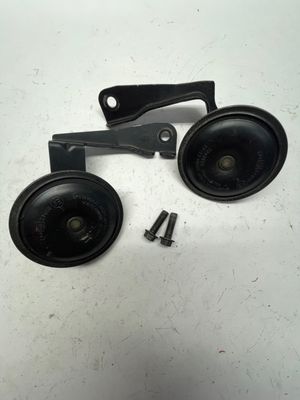 Horns Left Right 27003-1320/1363--2001 Kawasaki ZX1100 D