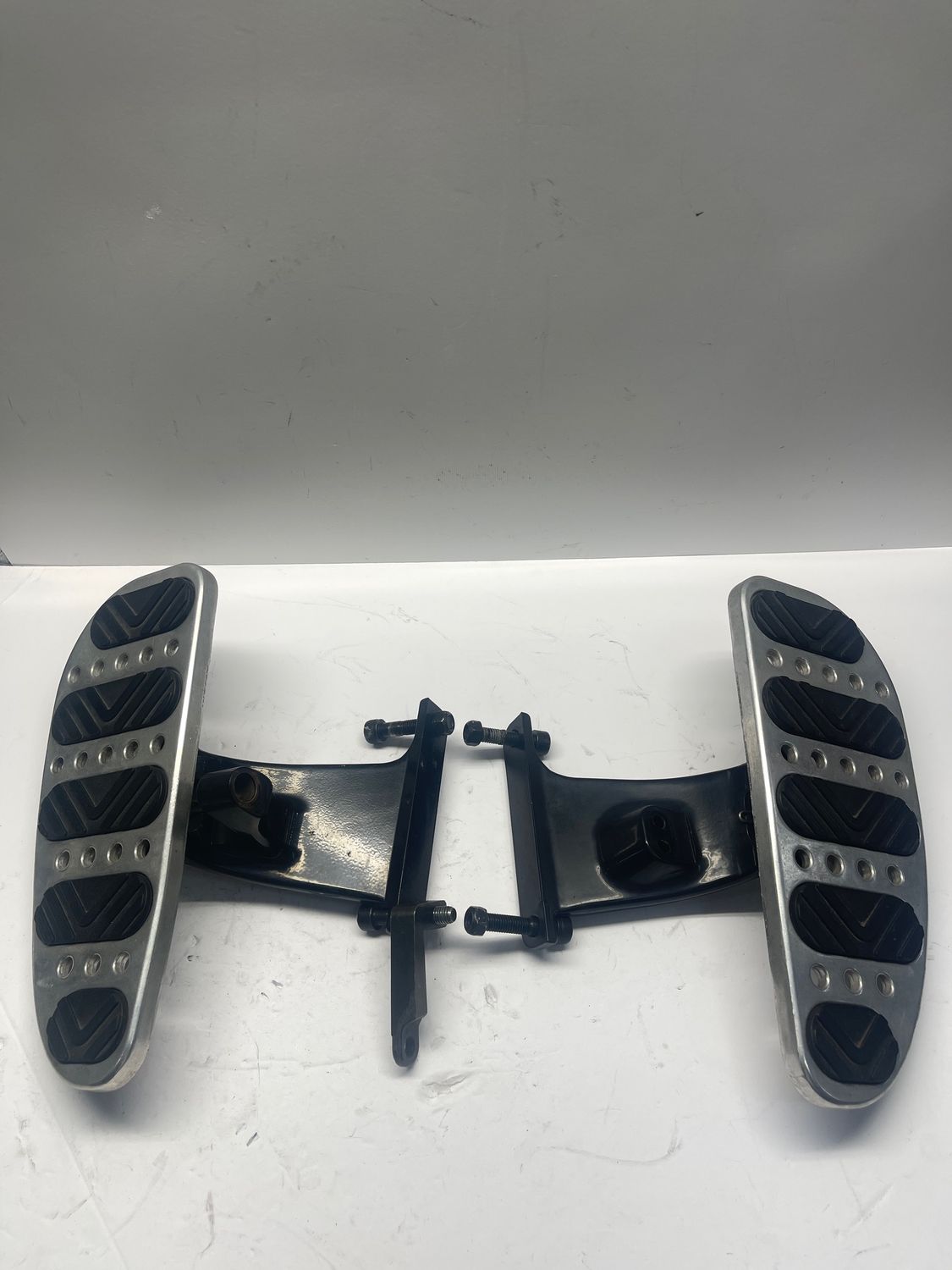 Driver Floorboards & Brackets --2000 Victory V92C