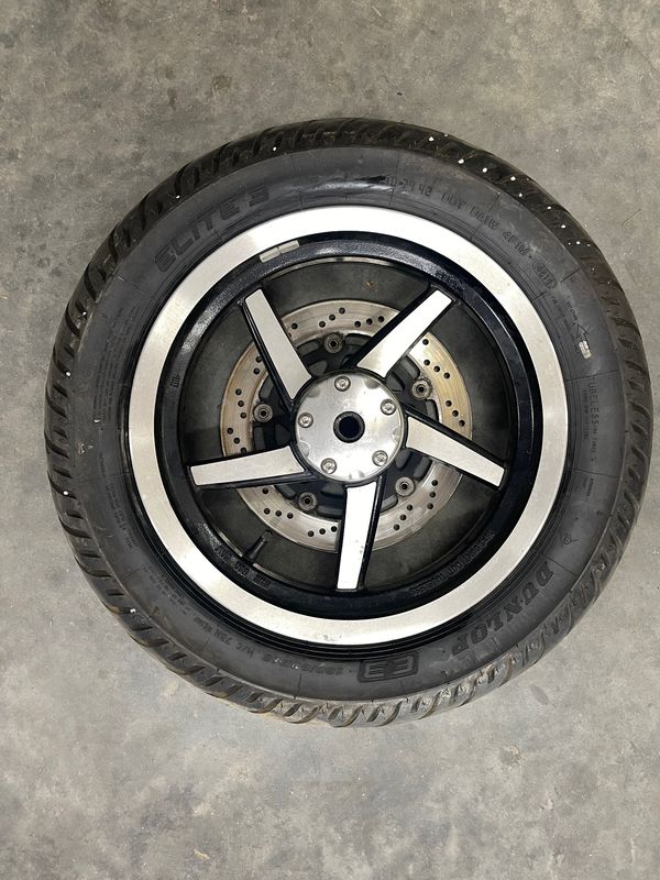 Front Rim 130/90  16  3"--2000 Victory V92C