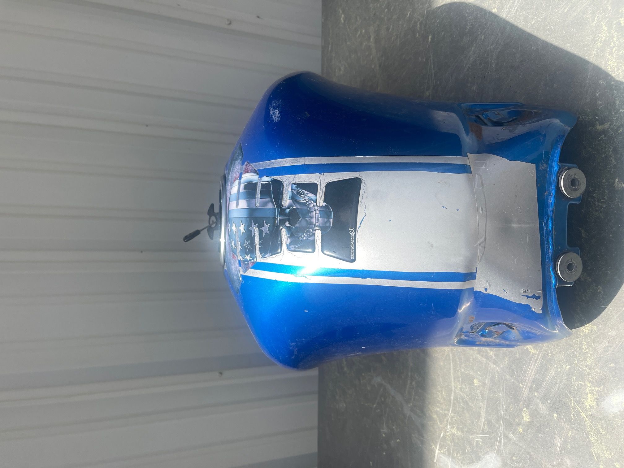 Fuel Tank  51081-5141--1999 Kawasaki ZR750 F