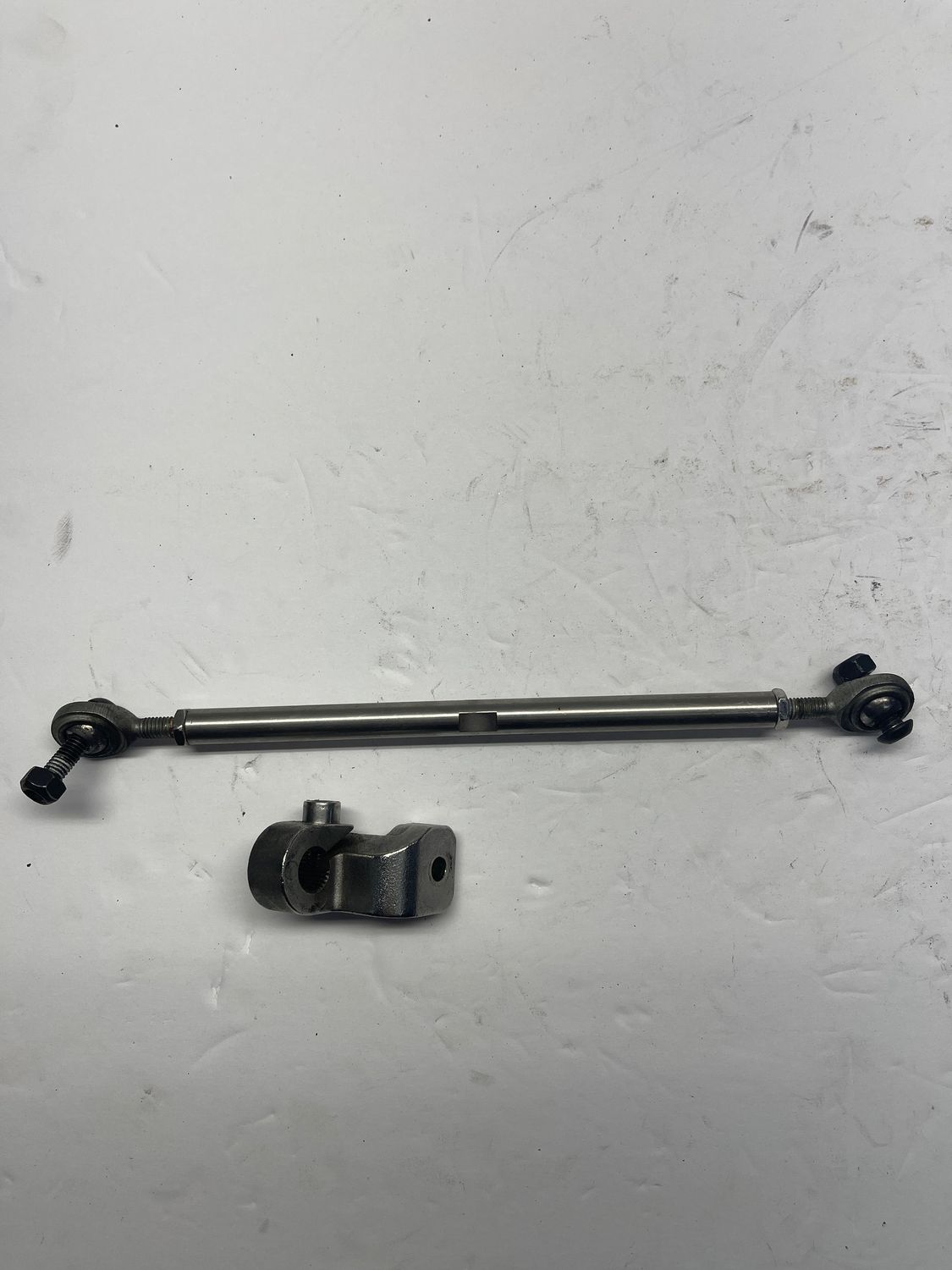 Shifter Linkage and Mount 5132428/5132114 --2000 Victory V92C
